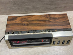 Vintage Sears AM/FM Electronic Clock Radio Wood Grain LED Display tested working