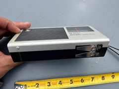 Vintage Made In Japan Toshiba Solid State FM AM Radio IC-70 Works Compact Loud