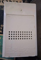 Vintage Sony AM Solid State 2R-31 Radio Tested Powers On Box Ear Phones