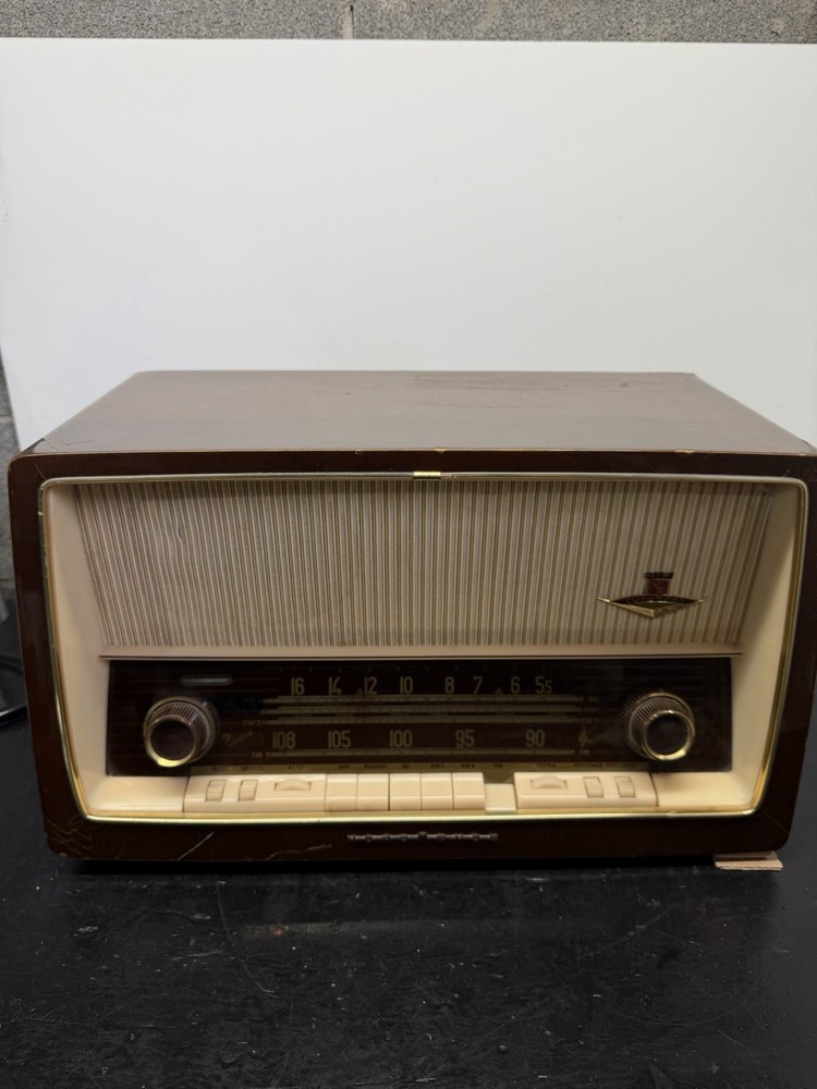 Vintage Nordmende Turandot Tube Radio FM BC SW1 SW2 West Germany works READ!