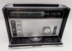 VTG Zenith Trans-Oceanic Royal D7000Y 11 SW Band Solid State World Radio *READ*