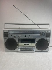 Toshiba RT-120S Vintage AM/FM Radio Cassette Boombox – Non-Working Cassette