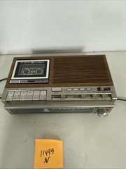 General Electric (GE) model 7-4975 C clock radio w/ Alarm, and Tape Player VTG
