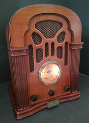Vtg 1970s Radio Shack AM FM Radio with Cassette Player 14&Prime; Tall Model No. 12-697