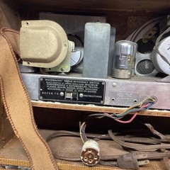 Vintage Zenith Wave Magnet Long Distance Radio Model 5G500 See Description