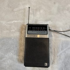 Vintage Lloyds N707 AM FM Portable Transistor Radio Series 724A Black Silver