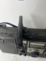 Vintage PANASONIC RF-2200 8 Band Short Wave Radio AM/FM Not Tested