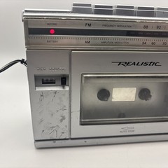 VTG- Realistic Minisette-12 AM/FM Radio Cassette Player/Recorder 14-1012A- WORKS