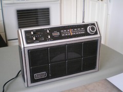 Zenith portable AM FM radio model RH 76Y, AC or battery, made in Taiwan