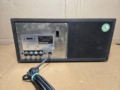 Vintage KLH 100 AM/FM TABLE TOP CLOCK RADIO STEREO ALARM, WORKS GOOD