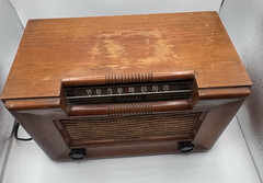 Vintage Motorola Aero Vane Radio 65X14-A (Working)