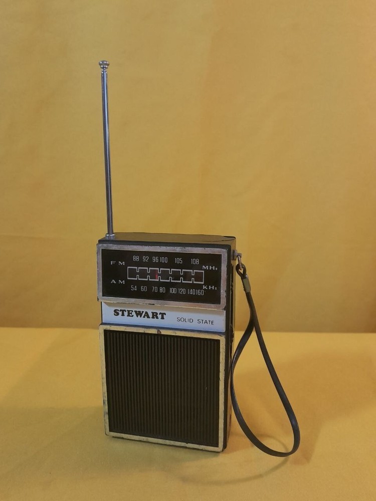 Vintage Stewart AM FM Solid State Portable Radio Model TR-1 Transistor RD6