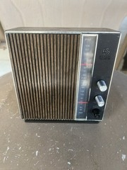 Vintage GE Radio T2259D Am/Fm Plastic Wood Grain Look – Sounds Great -Light Wear