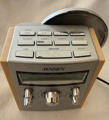Vintage JENSEN JCR-560 AM/FM Alarm & CD Clock Radio -Partially Working