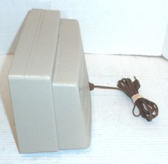 Vintage Magnavox Model: R002 Cabana Tube Plastic Radio 9.5(L)x7&Prime;(H) PLEASE READ