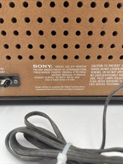 Vtg Sony Radio Model ICF-9540W AM/FM 2 Band 6 Transistor Woodgrain. Pre-owned