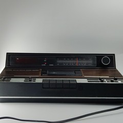 VTG -Sears 1979 Model 23400 AM/FM Cassette Clock Radio Tested- powers on. READ!!
