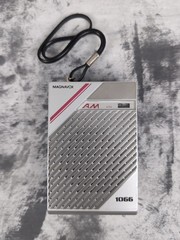 Magnavox AM Pocket Radio D1066 Original Box Working With Video Demo Vintage