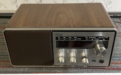 KLH TR-82 Table Top Radio Cabinet In Ex. Condition