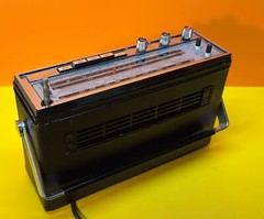 Vintage Radio Philips Lolette Automatic de Lux / Video