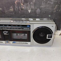 Vintage Boombox Soundesign Model 4656 AM/FM Cassette Player