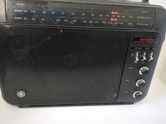 Vintage GE Superadio Long Range AM FM Hi Performance Super Radio 7-2887B TESTED