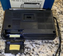 Vintage Panasonic RF-507 AM / FM 2 Band Portable Radio Original Box Tested