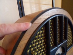 Randi OTR-98 Brown Wood-Tone AM/FM Radio Receiver-WORKS