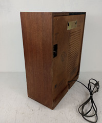 Panasonic Solid State Table Top FM-AM 2-Band 10- Transistor 6-Diode Radio RE-785