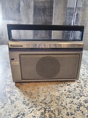 VINTAGE PANASONIC FM-AM 2 BAND RADIO RECEIVER RF-538