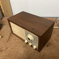 Vintage KLH Model Twenty One 21 FM Table Radio Wood Cabinet working condition