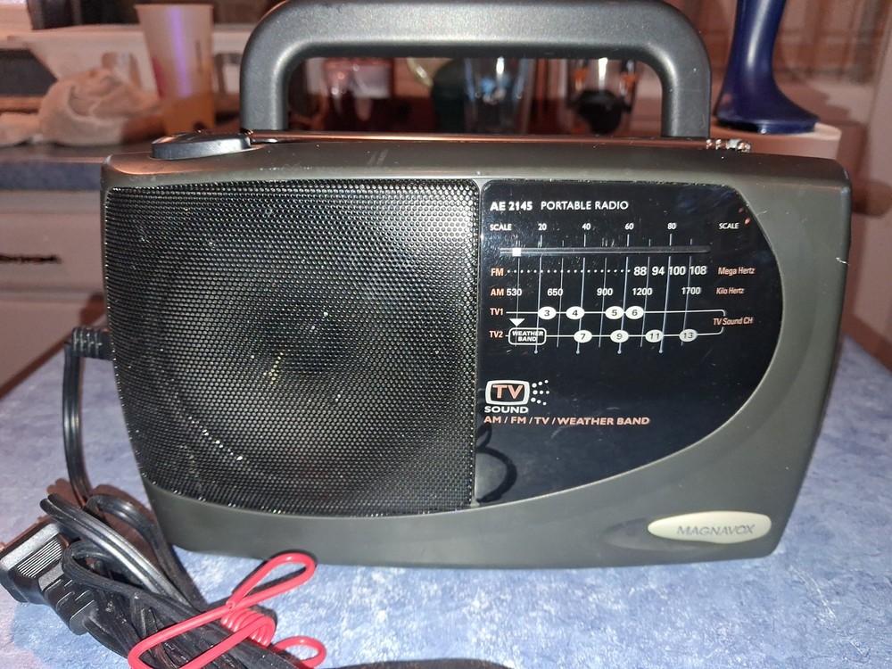Magnavox AE2145 Portable AM FM TV Weather Band Radio Black Tested/Works