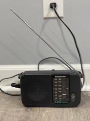 Panasonic RF-544 Vintage AM/FM Portable Radio W/Power Cord – Works Great!