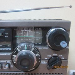 SONY ICF-5900 Sky Sensor 5-band Radio Later Model w/Separate Timer Apter Working