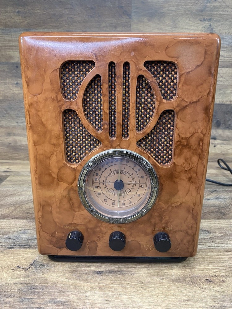 Vintage Edutec VMR-5010 Tombstone Radio MW UKW European Plug Am-FM Tested