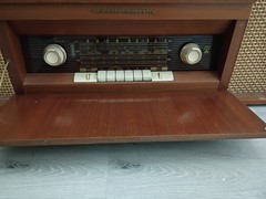 Grundig Majestic Stereo Console