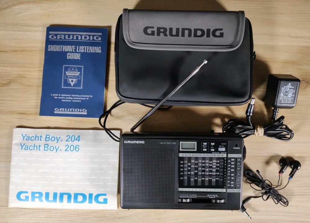 GRUNDIG Yacht Boy 206 World Receiver 12 Band Radio AM FM LW SW Manual AC Pwr ✅