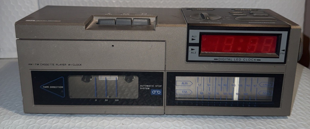 Vintage Radio Retro 1980&rsquo;s Sears Roebuck SR-3000 Series-TESTED EXCELLENT WORKING