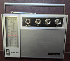 Vintage Panasonic AM/FM Radio Model RF 757 2 Band 10 Transistor 7 Diode Japan
