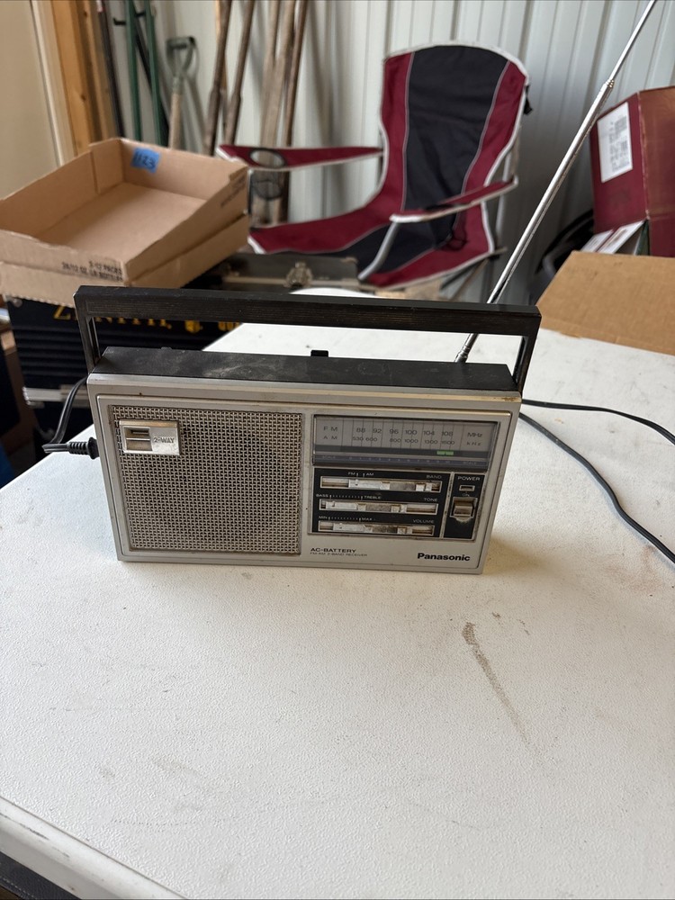 Panasonic Radio RF-559 AC Battery FM/AM 2 Band Receiver 2 Way Radio Tested Works
