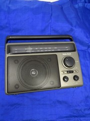 Vintage Radio Shack Portable AM FM 2 Band Radio 12-639A USA – Tested Works