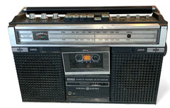 General Electric Model 3-5251A AM/FM Stereo Cassette Recorder VTG Boombox 70-80s