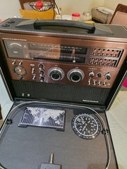 PANASONIC RF 8000 IN EXCELLENT CONDITION WITH COPY OF OPERATING AND SERVICE MAN.