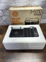 Vintage GE FM/AM Radio Cassette Recorder 3-5210 (M8525) Rare Tested W/ Box
