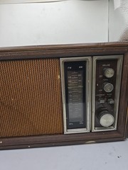 Vintage Wood Sony TFM-9450W AM/FM Radio