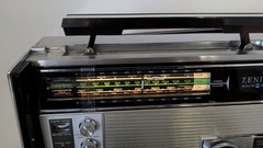 VTG Zenith Trans-Oceanic Royal D7000Y 11 SW Band Solid State World Radio *READ*