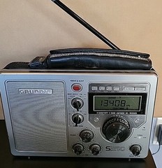 Grundig S350 Radio AM/FM/SW1/SW2/SW3 5-Band Hi Sensitivity Stereo World Receiver