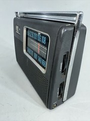 Vintage FM/AM Radio Concept 2000 Made in Hong Kong
