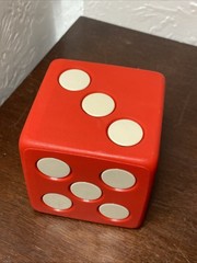 SANYO RP 1711 AM dice radio in mint condition