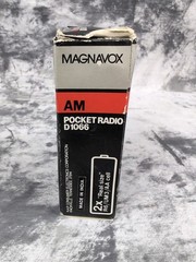 Magnavox AM Pocket Radio D1066 Original Box Working With Video Demo Vintage